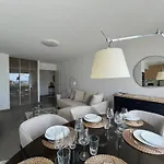 Sun Paradise Seaview&terrace Parking&pool شقة