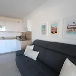شقة Sun Paradise Seaview&terrace Parking&pool