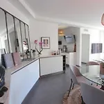 Sun Paradise Seaview&terrace Parking&pool شقة *