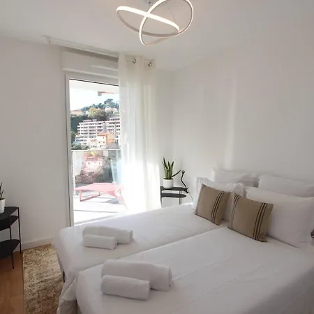 Sun Paradise Seaview&terrace Parking&pool 아파트 보솔레이