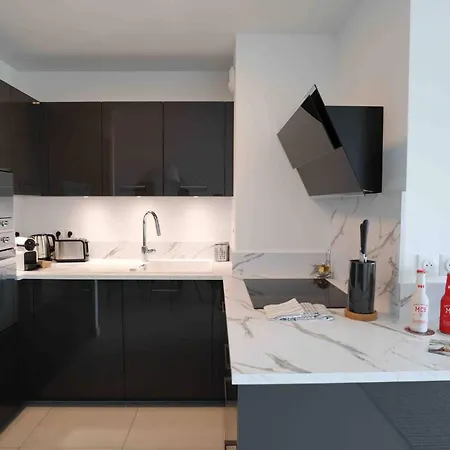 Daire Sun Paradise Seaview&terrace Parking&pool *