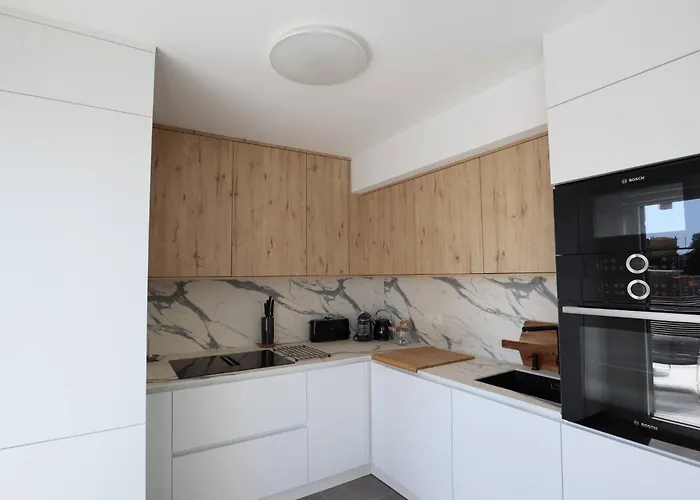 Apartament Sun Paradise Seaview&terrace Parking&pool