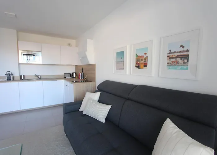 Apartament Sun Paradise Seaview&terrace Parking&pool