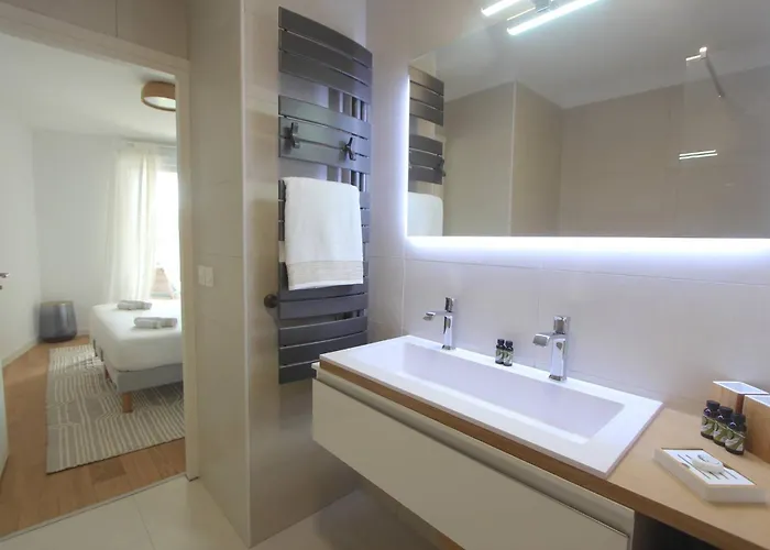 Apartament Sun Paradise Seaview&terrace Parking&pool
