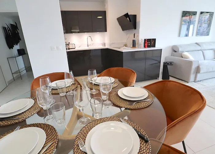 Apartament Sun Paradise Seaview&terrace Parking&pool