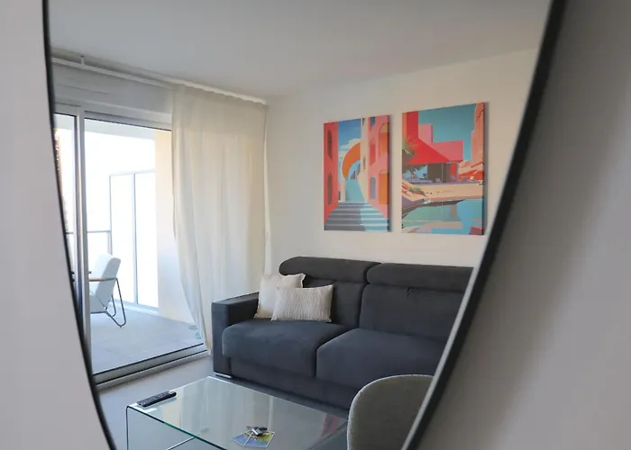 Sun Paradise Seaview&terrace Parking&pool