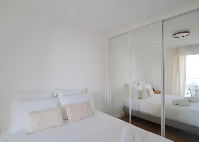Sun Paradise Seaview&terrace Parking&pool